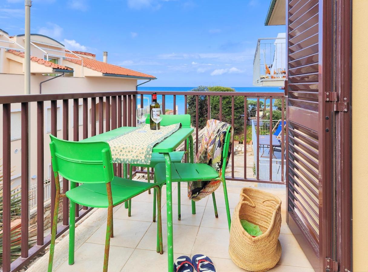 Le Dune Sea View Apartments - Futura Cav Сан Винченцо Екстериор снимка