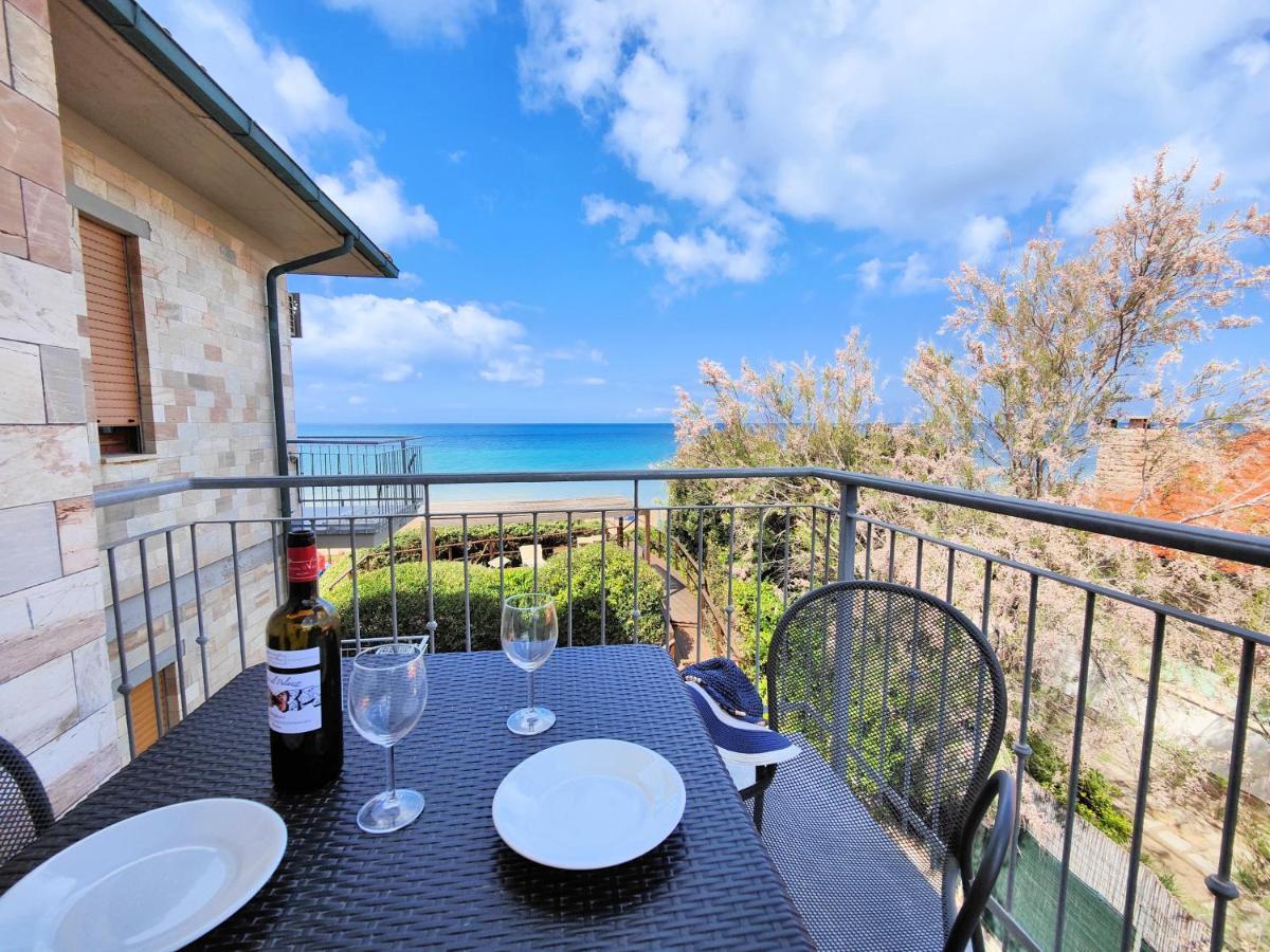 Le Dune Sea View Apartments - Futura Cav Сан Винченцо Екстериор снимка