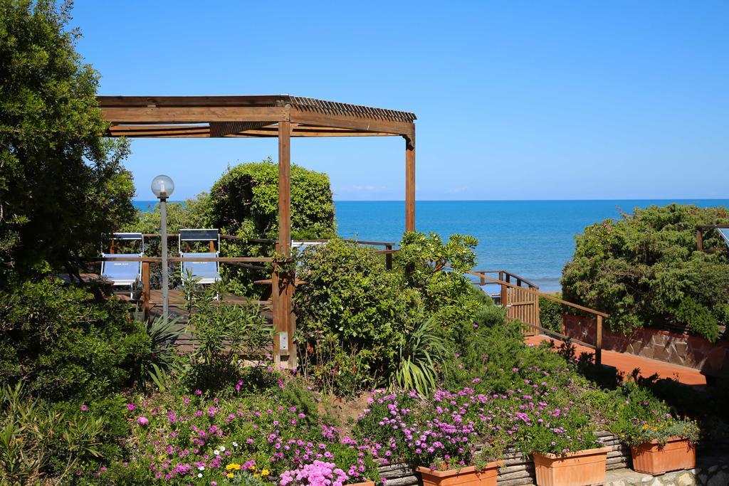 Le Dune Sea View Apartments - Futura Cav Сан Винченцо Екстериор снимка